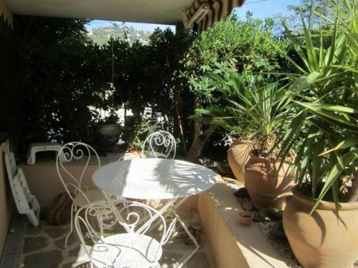 Appartement Cosy Avec Terrasse Et Parking, A 2 Pas De La Plage De Saint-Clair - Menage Inclus - Fr-1-251-12 Le Lavandou Exteriér fotografie